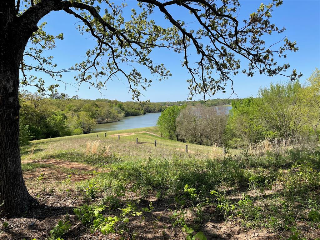 Hutchins Couchworth Add - Land