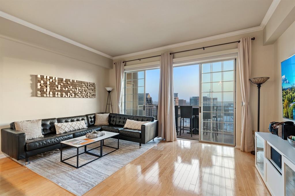 3225 Turtle Creek Boulevard 1420