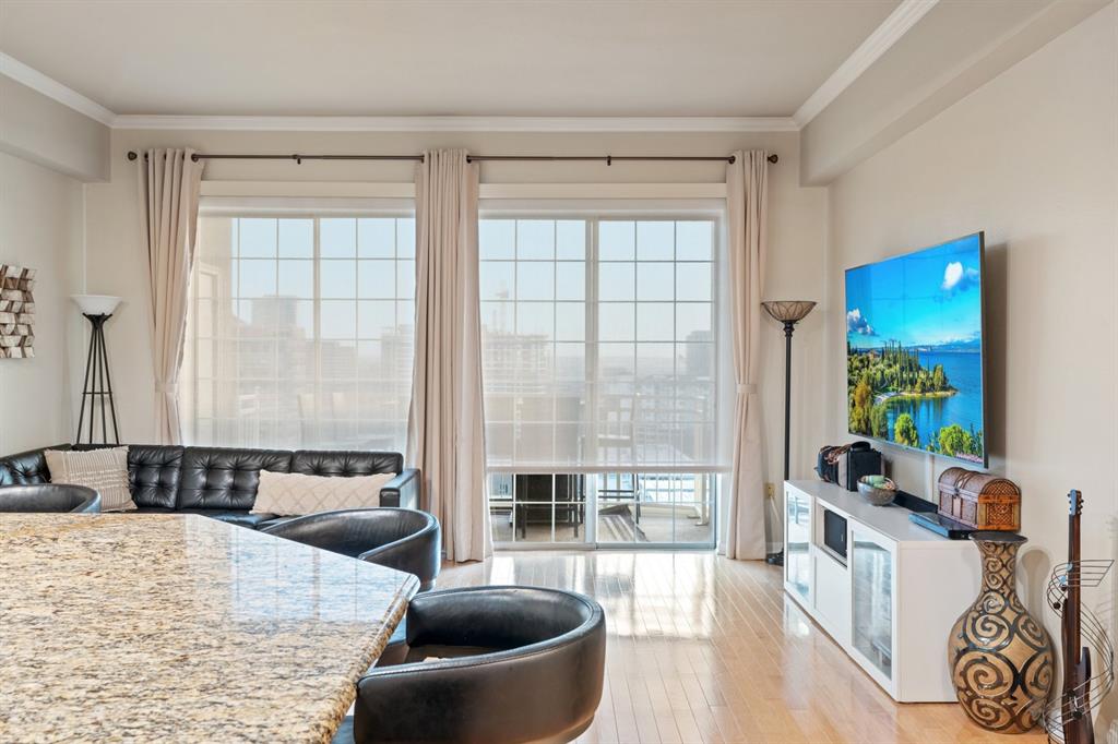 3225 Turtle Creek Boulevard 1420