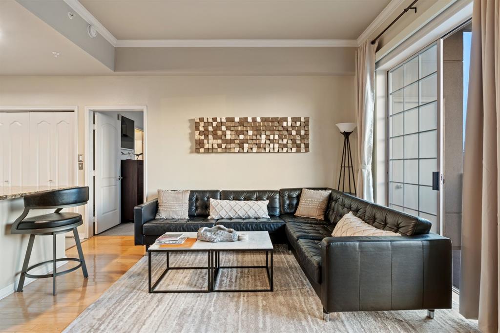 3225 Turtle Creek Boulevard 1420