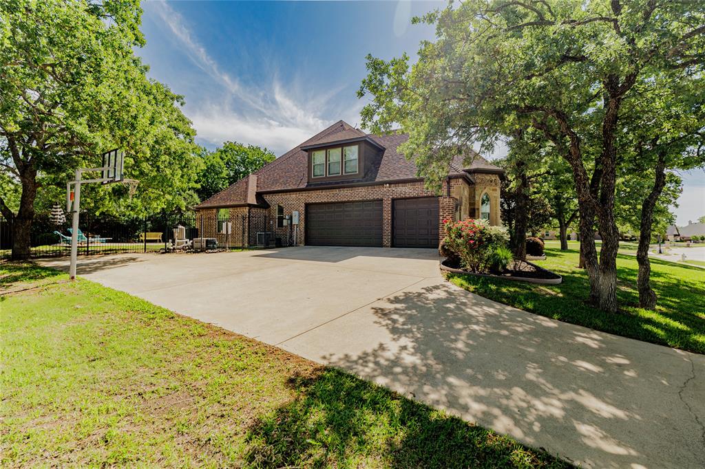 1417 Briar Crossing Drive
