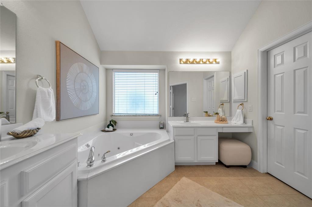 Shores Of Eastern Hills 03 - Residential