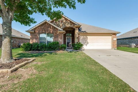 203 Commonwealth Circle Waxahachie TX 75165