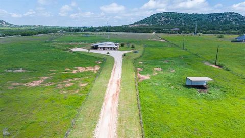 2574 County Road 162 Ovalo TX 79541