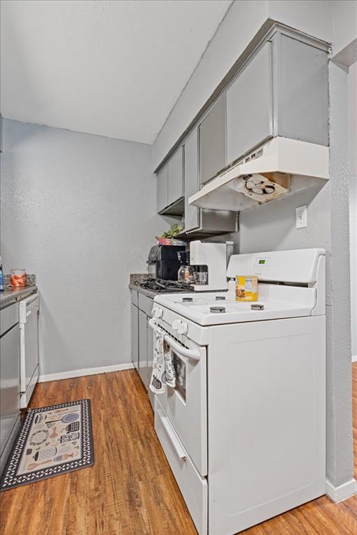 Spanish Gardens Condo - Residential