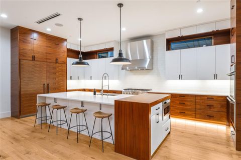 Tiny photo for 3233 Northwest Parkway, University Park, TX 75225 (MLS # 21053448)