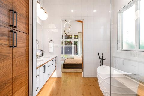 Tiny photo for 3233 Northwest Parkway, University Park, TX 75225 (MLS # 21053448)