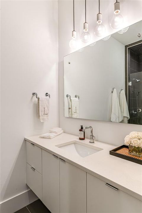 Tiny photo for 3233 Northwest Parkway, University Park, TX 75225 (MLS # 21053448)