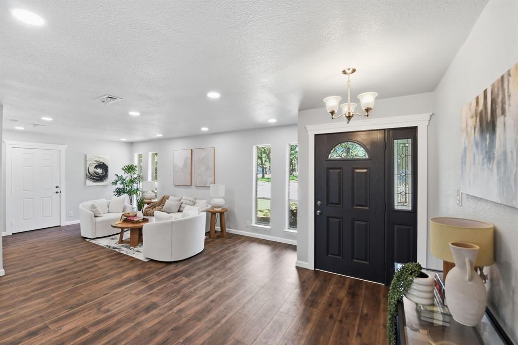 1917 Toplea Drive