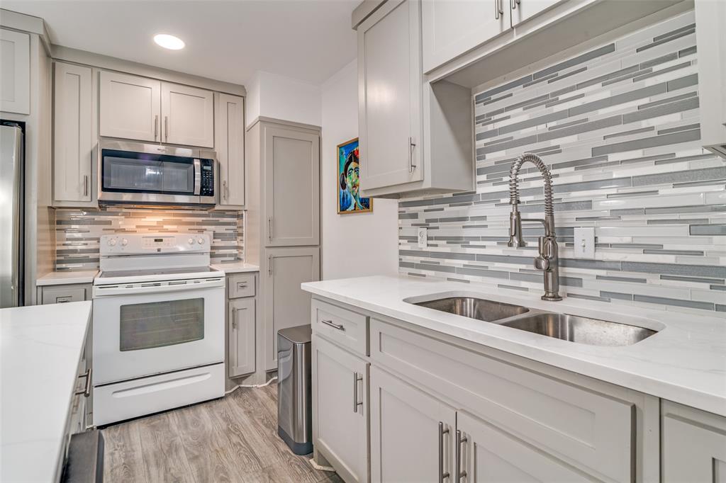 4859 Cedar Springs Road 141