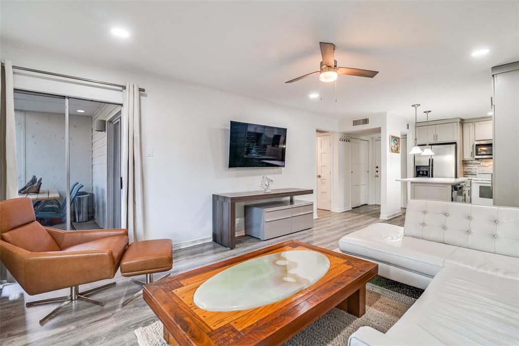 4859 Cedar Springs Road 141