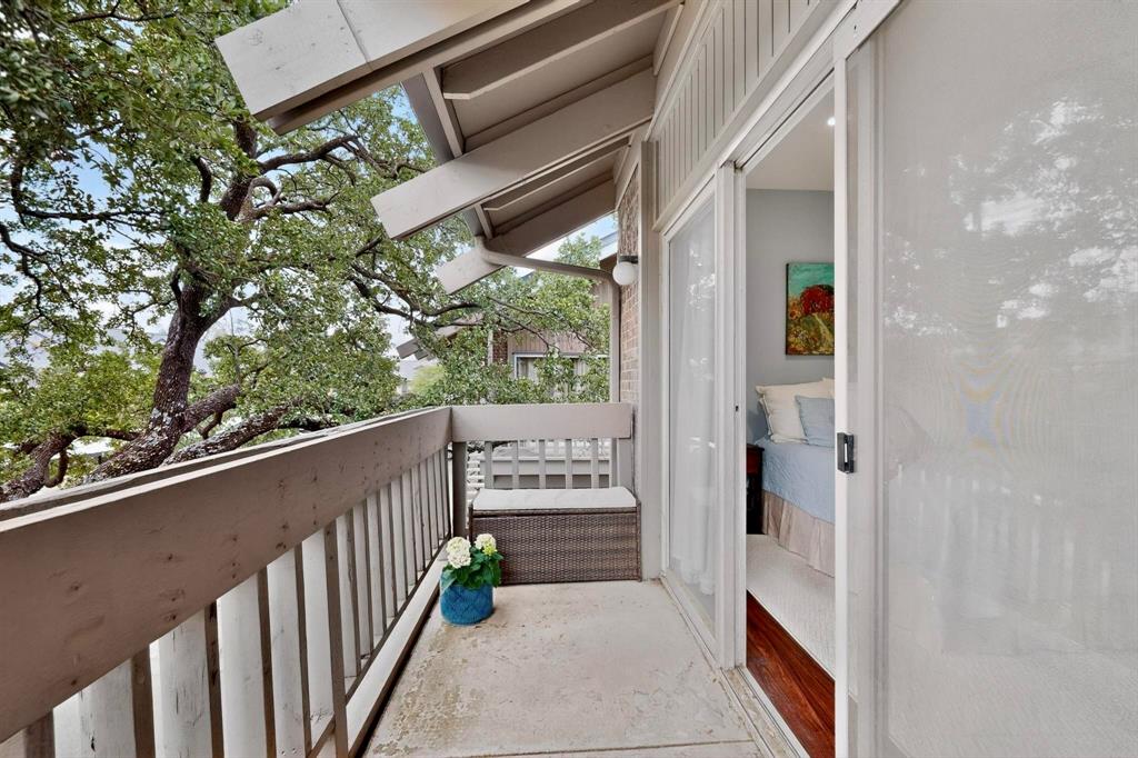 Royal Lane Condo 5800 - Residential