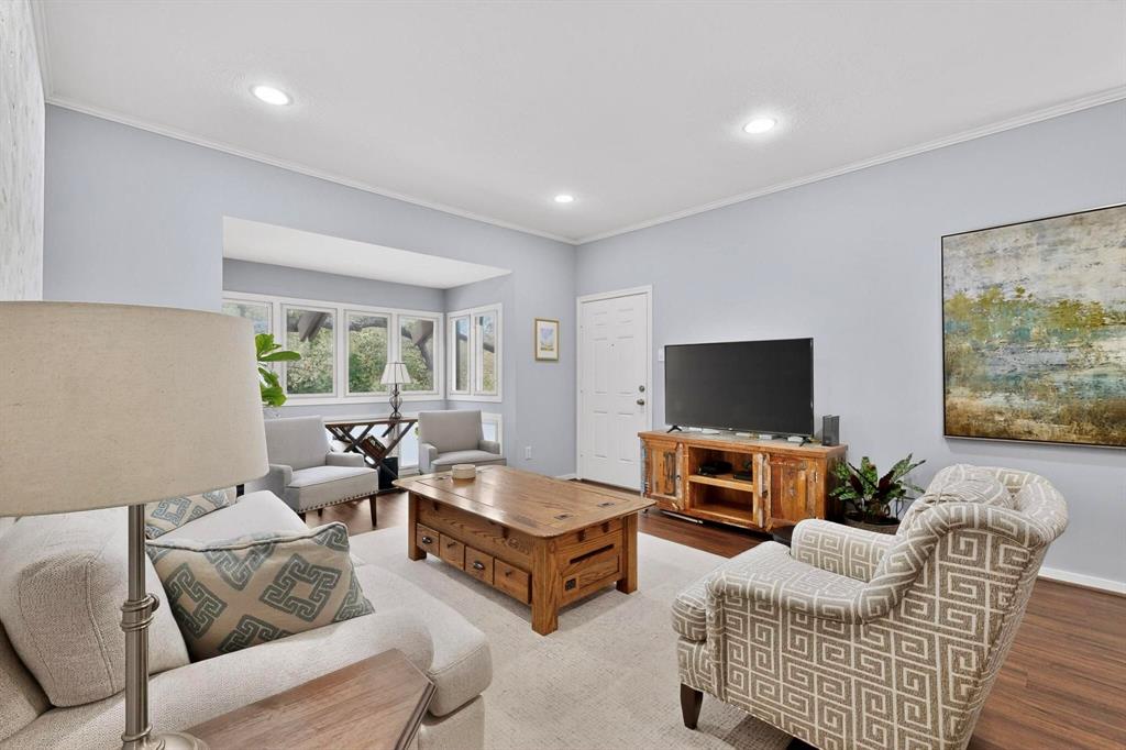 Royal Lane Condo 5800 - Residential