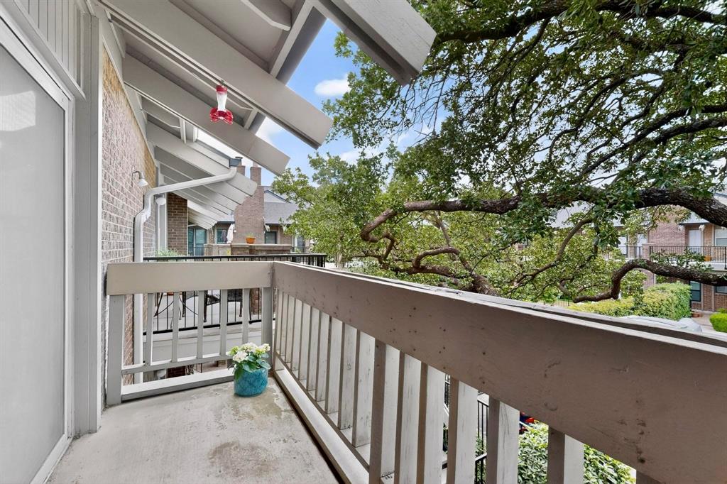 Royal Lane Condo 5800 - Residential