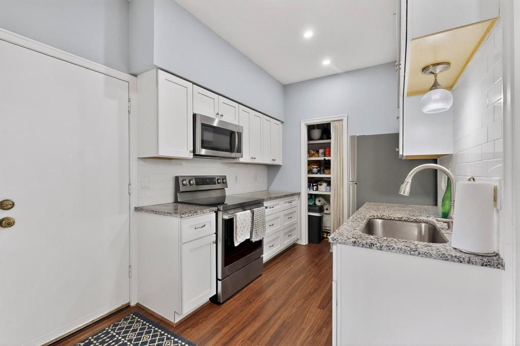 Royal Lane Condo 5800 - Residential