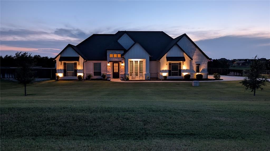 1107 Pioneer Crossing