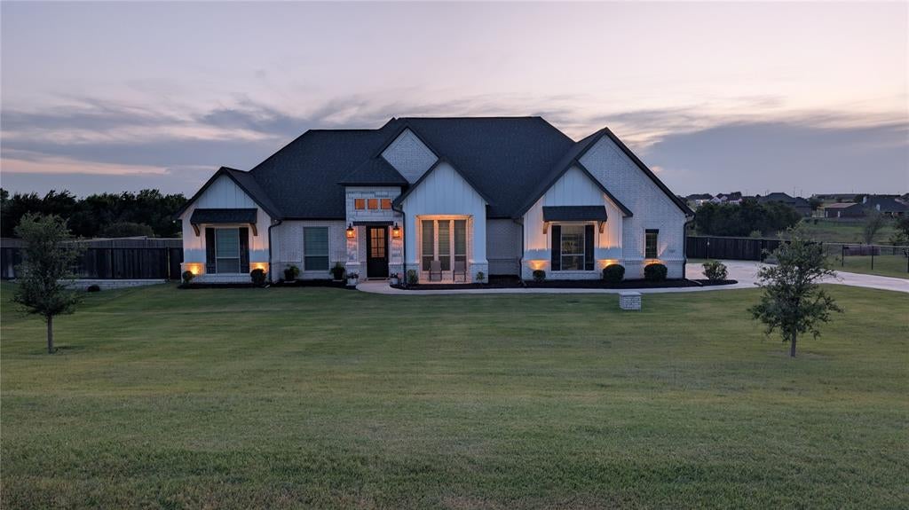 1107 Pioneer Crossing