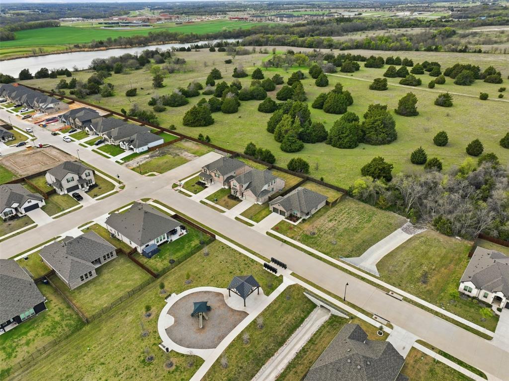 Sheppards Place Ph 2 - Residential