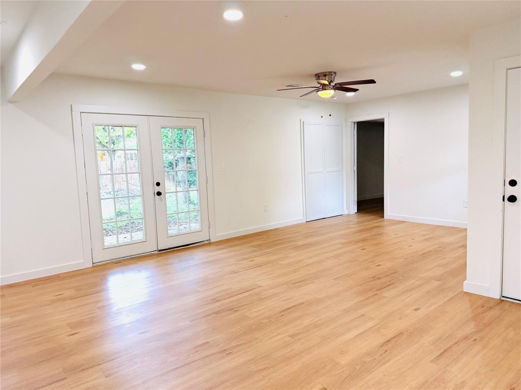 1902 Dorothy Drive