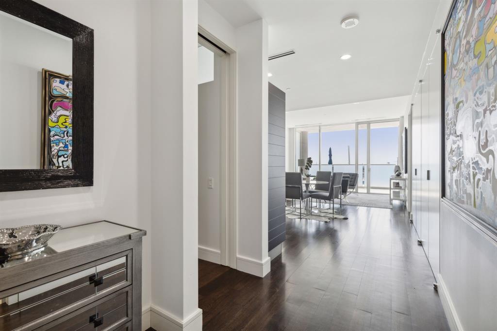 South Tower Residences - Residential