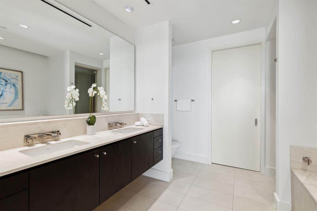 South Tower Residences - Residential