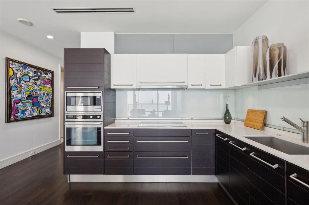 South Tower Residences - Residential