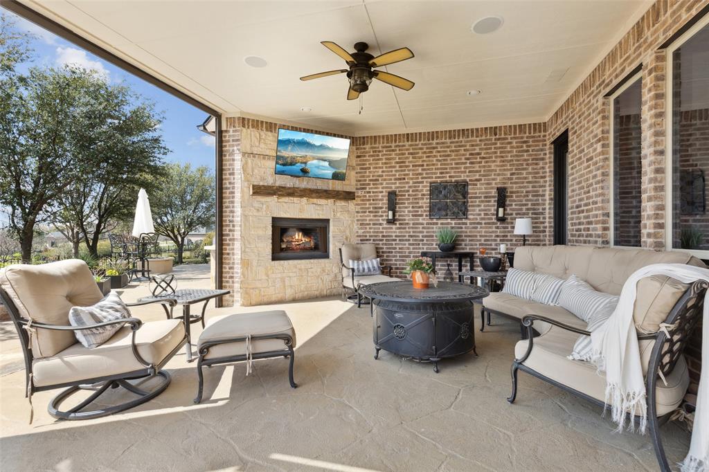 Bella Lago - Residential