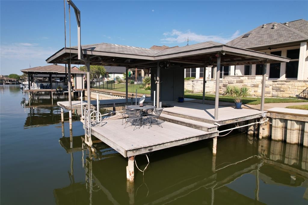 2612 Waters Edge Drive