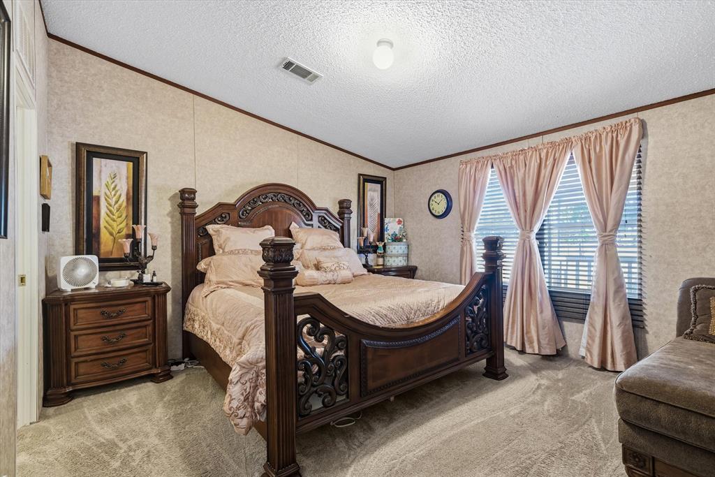 ABST: 897 SUR: F W WREDE 2 TRS COMB - Residential