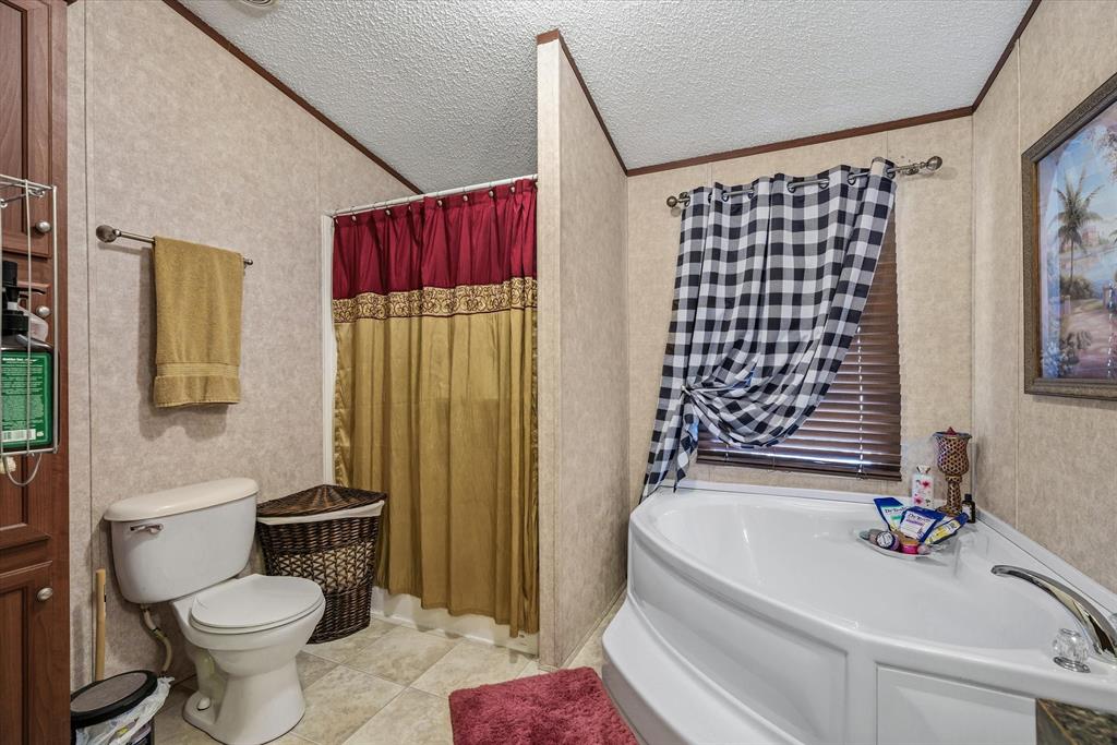 ABST: 897 SUR: F W WREDE 2 TRS COMB - Residential