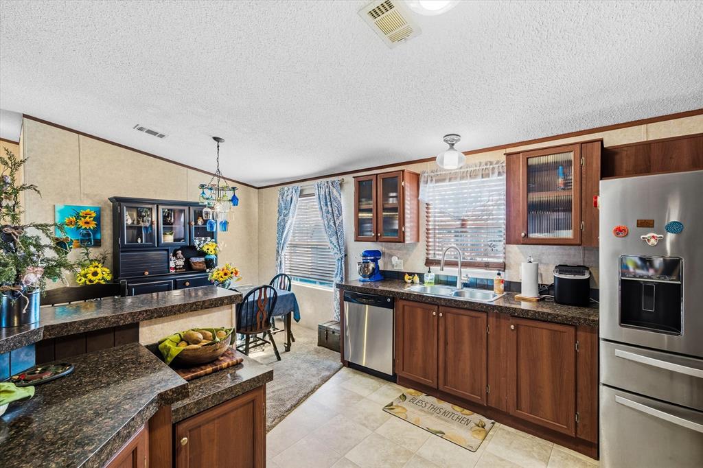 ABST: 897 SUR: F W WREDE 2 TRS COMB - Residential