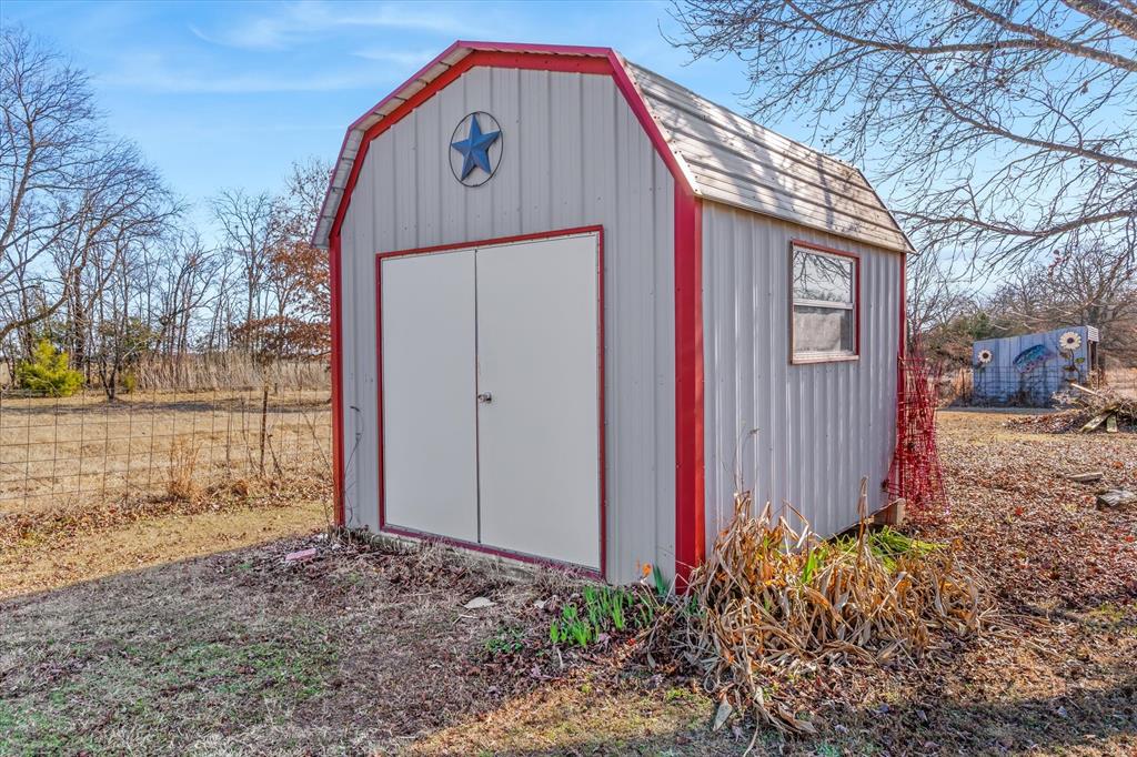 ABST: 897 SUR: F W WREDE 2 TRS COMB - Residential