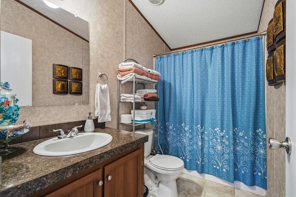 ABST: 897 SUR: F W WREDE 2 TRS COMB - Residential