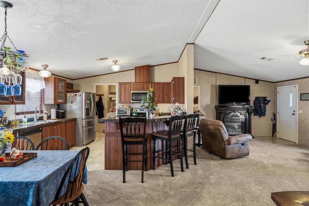 ABST: 897 SUR: F W WREDE 2 TRS COMB - Residential