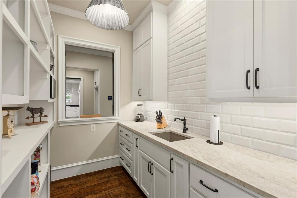 I Walters - Residential