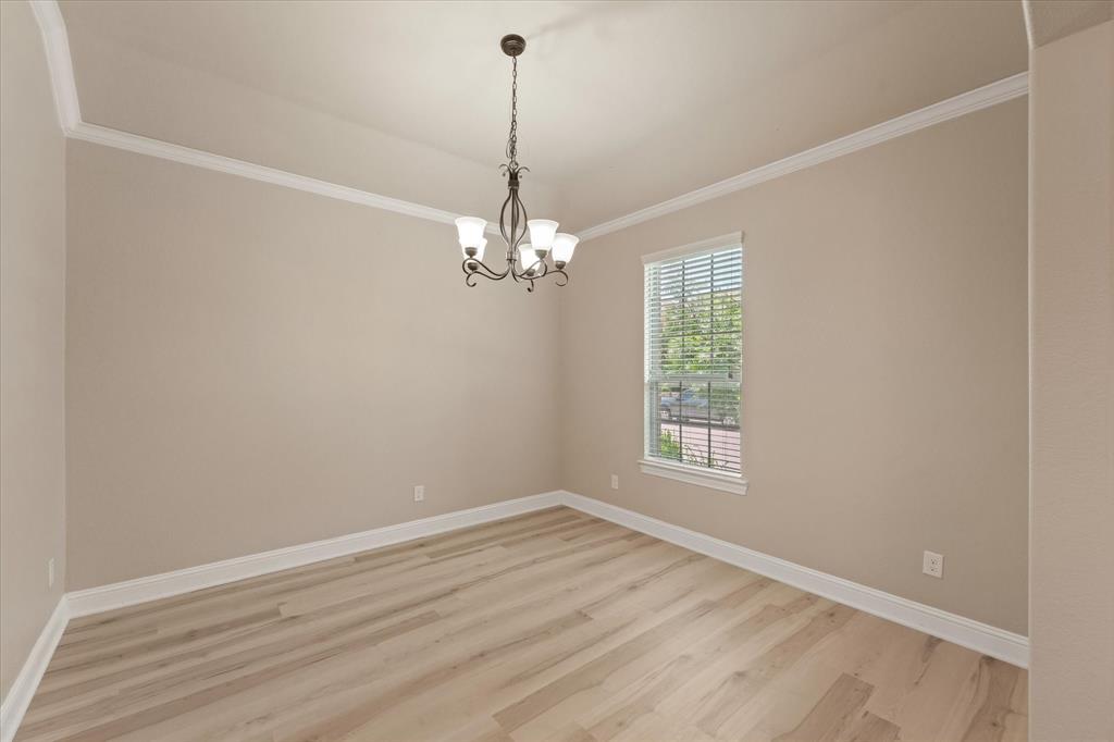 1809 Camo Court
