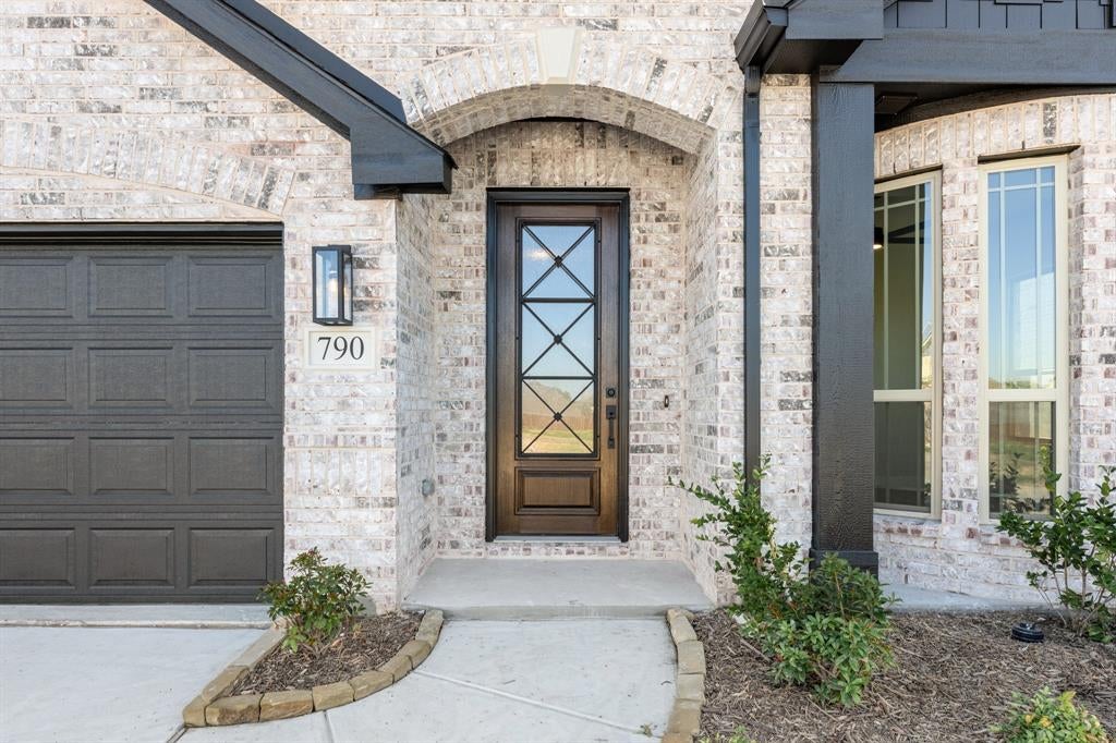 790 Alder Drive