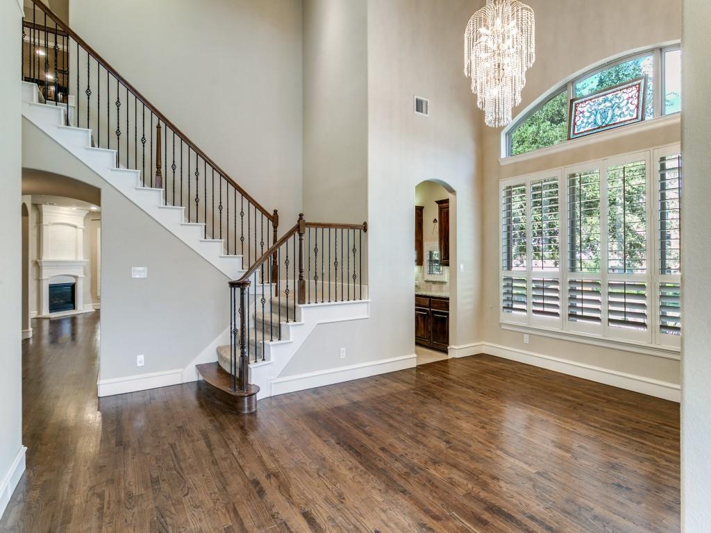 123 Alto Vista Drive