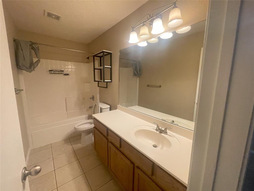 Ember Creek Estates Add - Residential Lease