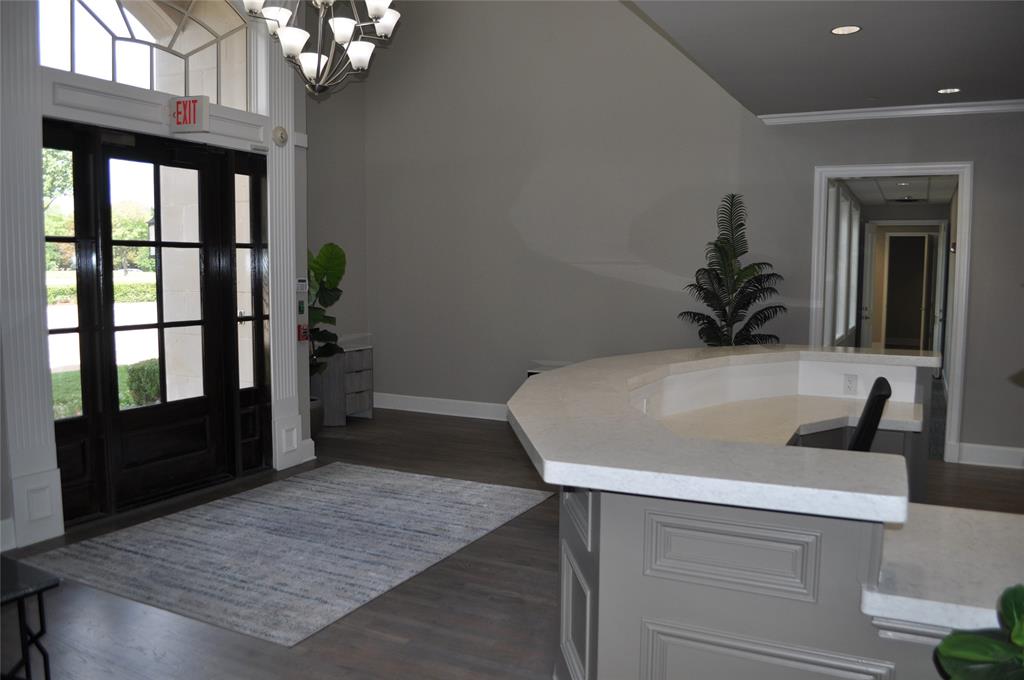 Meredith Lane Office - Commercial Sale