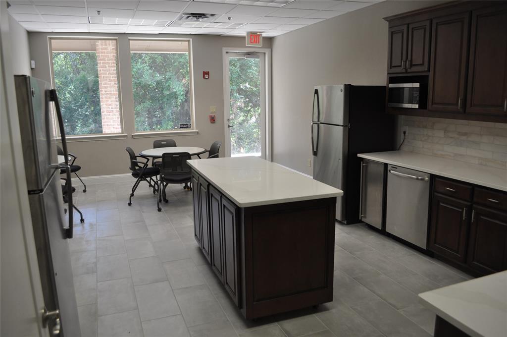 Meredith Lane Office - Commercial Sale