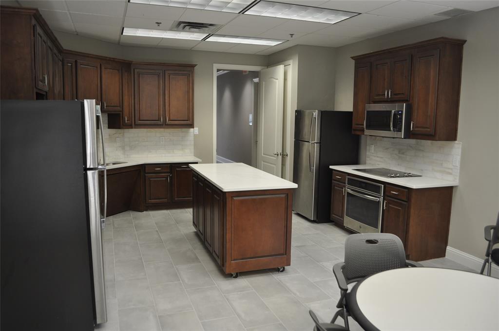 Meredith Lane Office - Commercial Sale