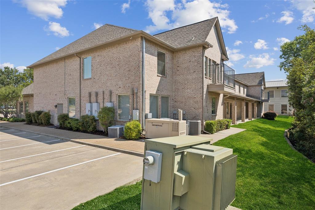 Meredith Lane Office - Commercial Sale