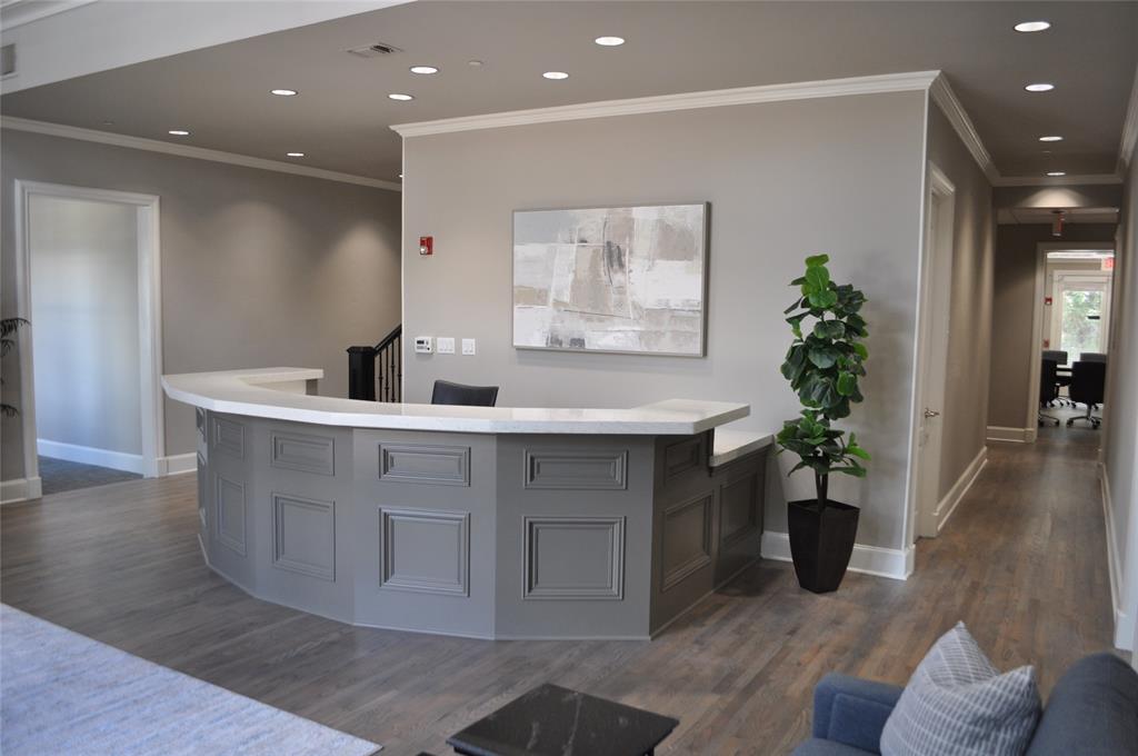 Meredith Lane Office - Commercial Sale