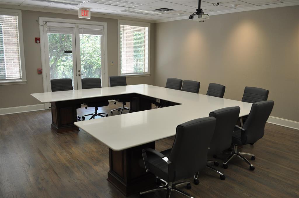 Meredith Lane Office - Commercial Sale