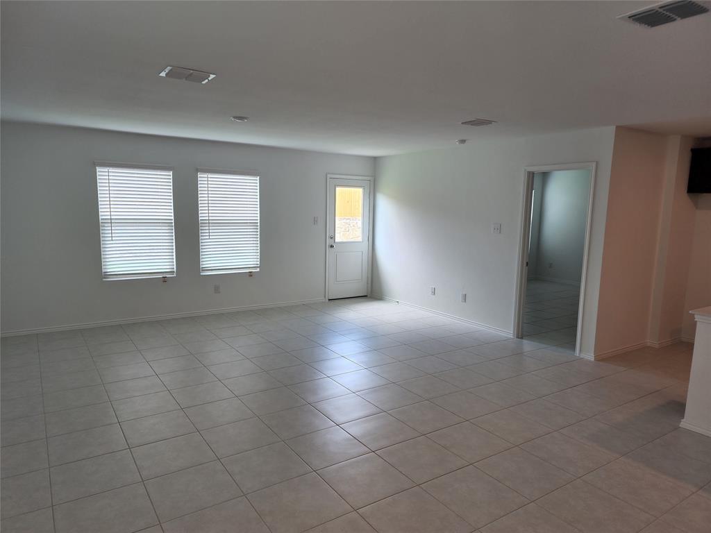 Sendera Ranch - Residential Lease