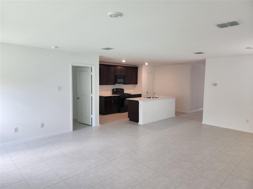 Sendera Ranch - Residential Lease