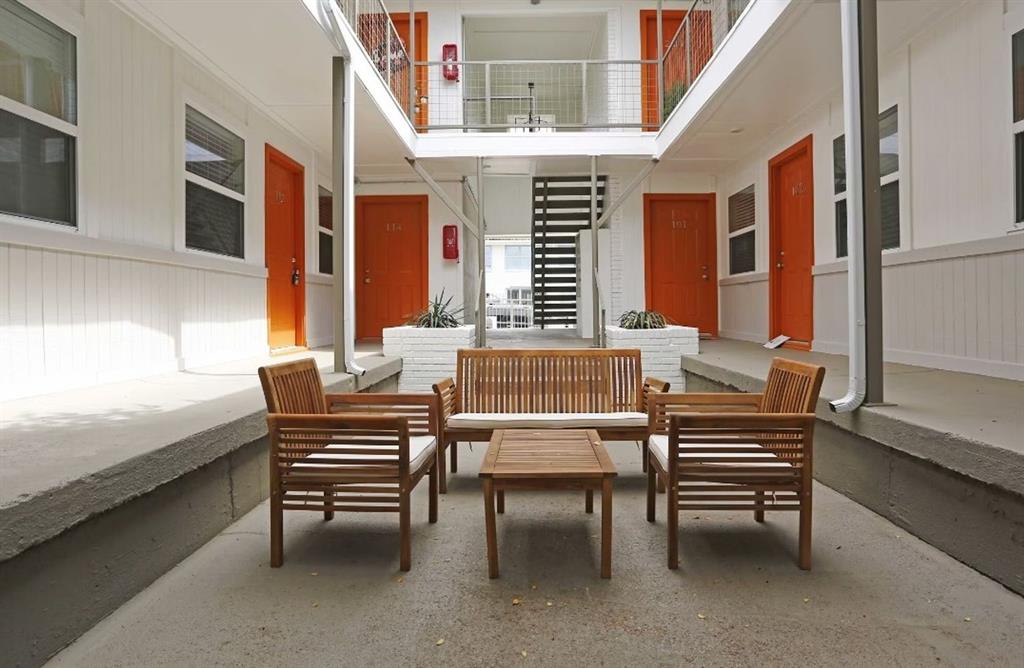 College Hill - Residential Lease