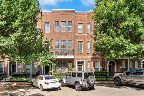 Property photo of 15743 Spectrum Drive 88, Addison, TX 75001