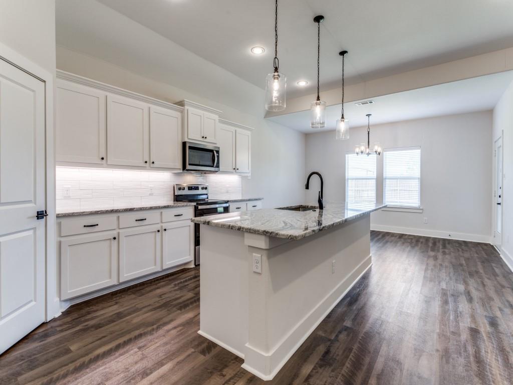 Ellis Estates Phase 1 - Residential Lease